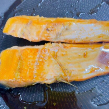 こんにちは！
宮城県金華産の銀鮭です
美味しそう
夕飯のメインです